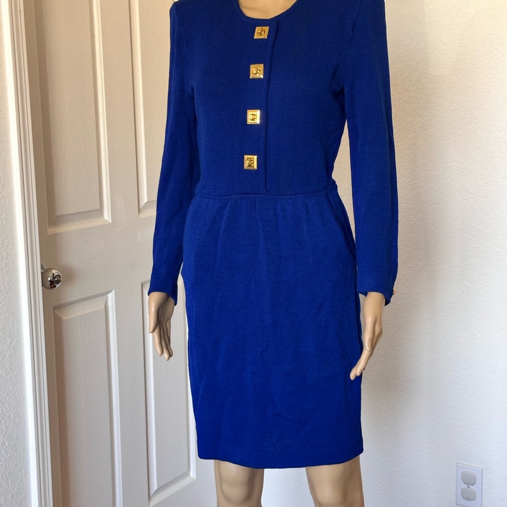 Blue Sheath Dress with Cuffed Long Sleeves and Crew Neck for Work